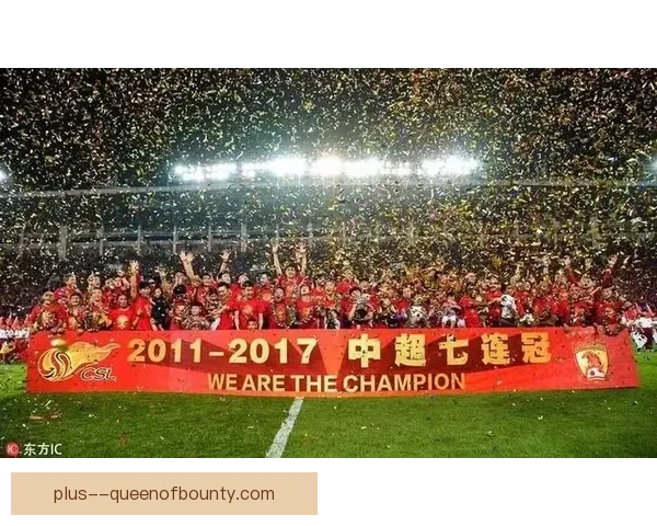 上海申花勇夺足协杯与超级杯双冠 彰显球队强势崛起